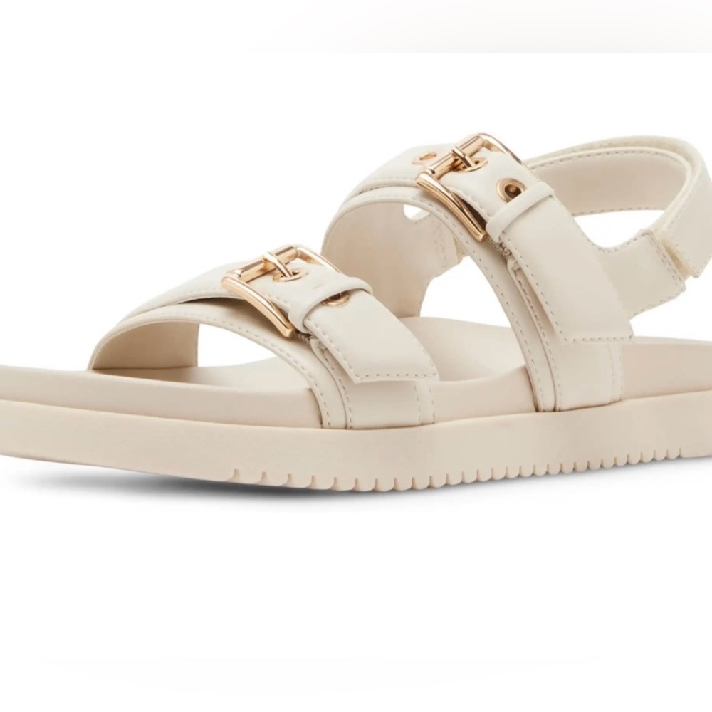 Madden Girl Sprint Sandal